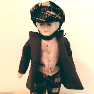 Nisbet for Royal Daulton Doll Collection l.m
